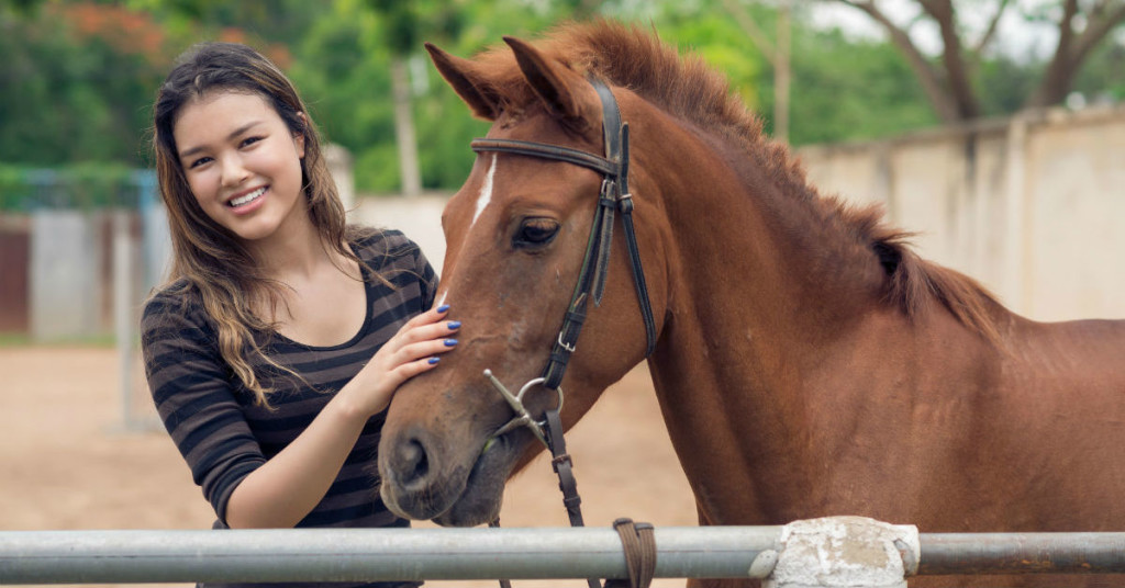 Equine Therapy Makes Change For Families Broken By Troubled Teens